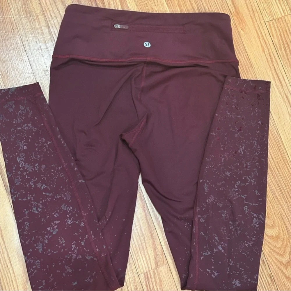 #30- $8 π LULULEMON Mid-Rise Tight Legging Speckle Shine Garnet Size 6 - Picture 1 of 4